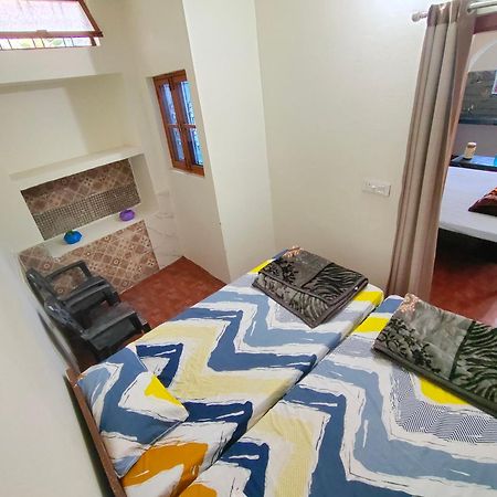 Alaknanda Homestay Karnaprayāg Szoba fotó