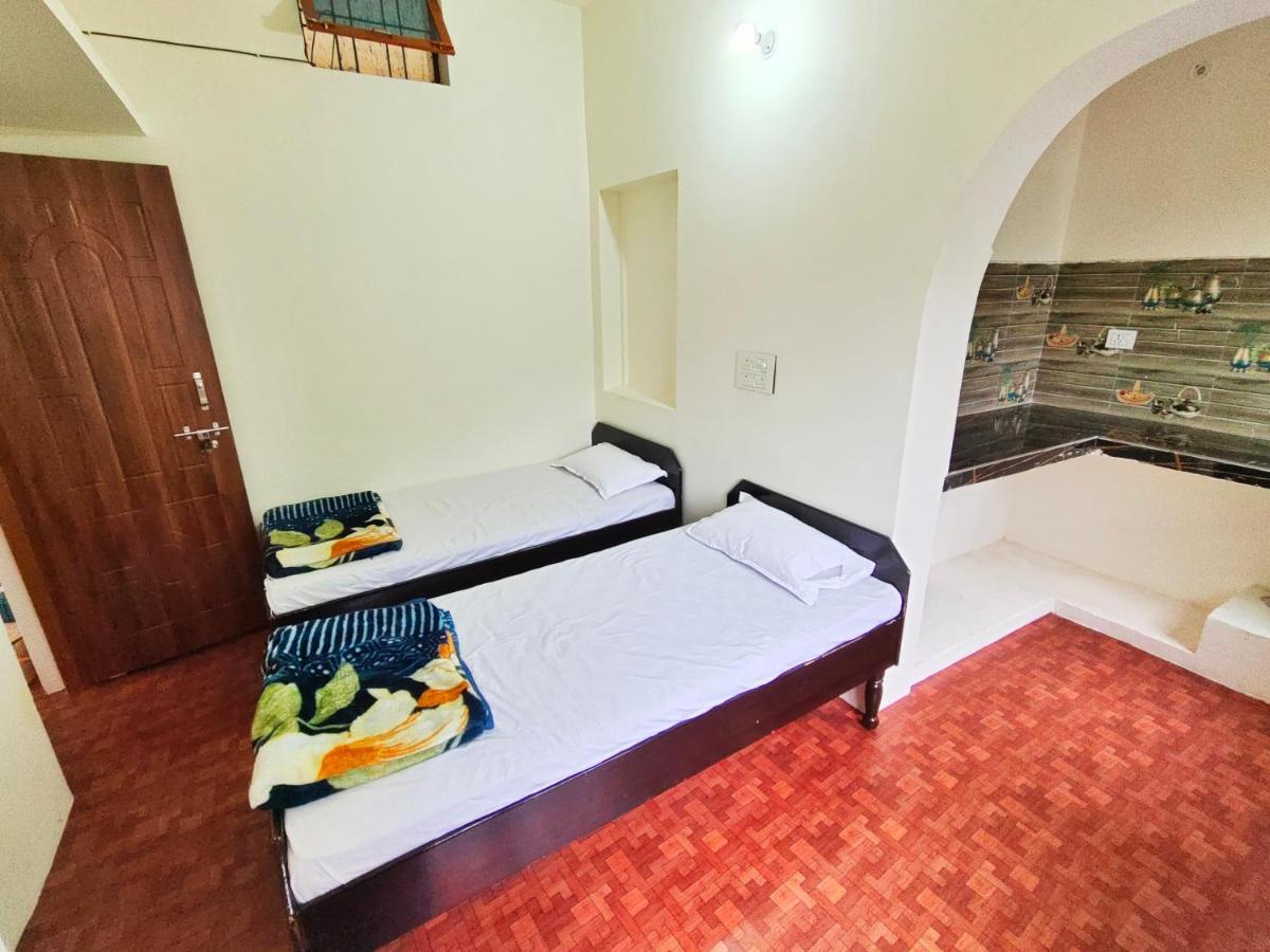 Alaknanda Homestay Karnaprayāg Kültér fotó